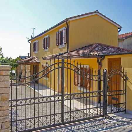 Casa vacanze Alena In Debeljuhi